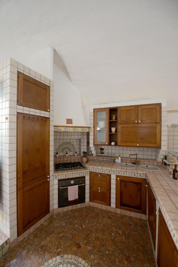Umbra Idris Holiday Home Матера Екстериор снимка