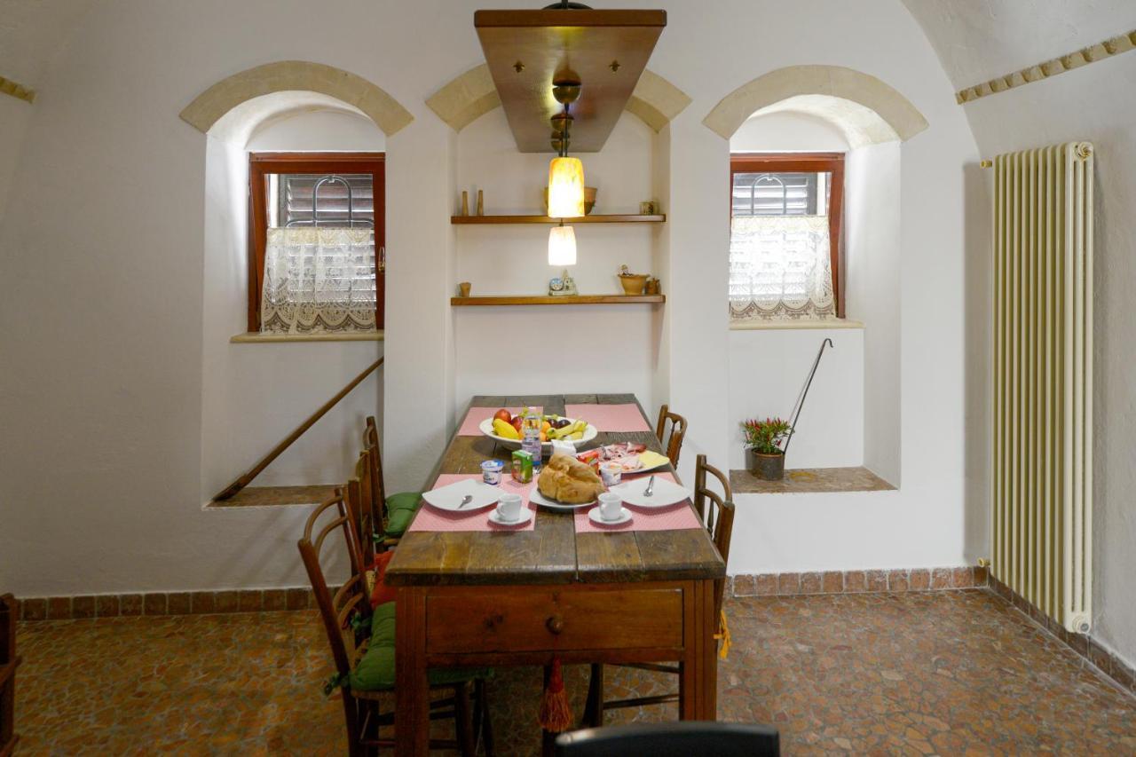 Umbra Idris Holiday Home Матера Екстериор снимка