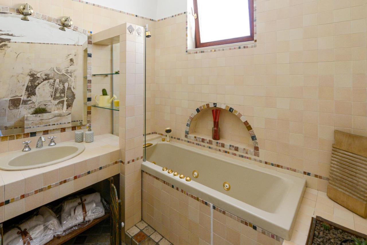 Umbra Idris Holiday Home Матера Екстериор снимка